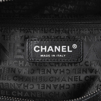 Exclusive Chanel Vintage Black Caviar Square Quilted Stitched Bowler Bag — Detail View