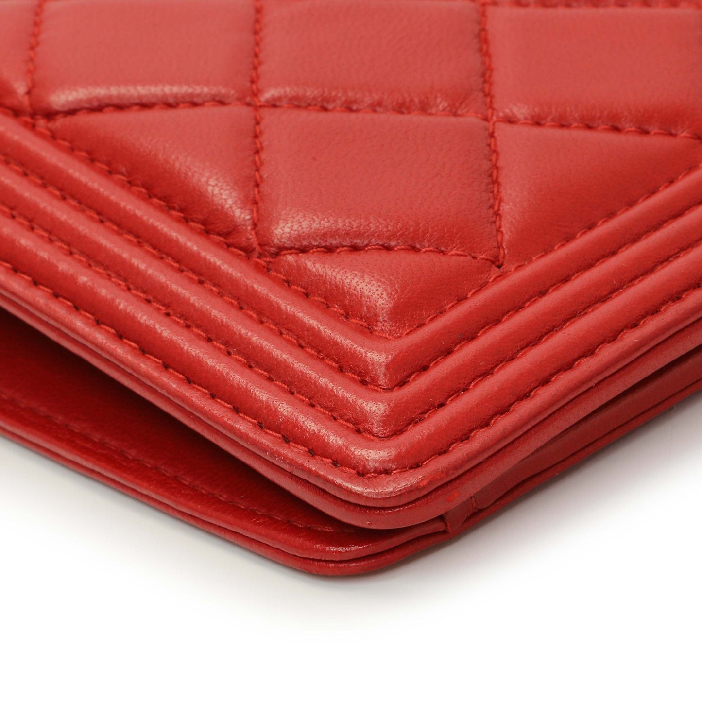 Exclusive Chanel Red Quilted Lambskin Boy Yen Wallet — Alternate View 8