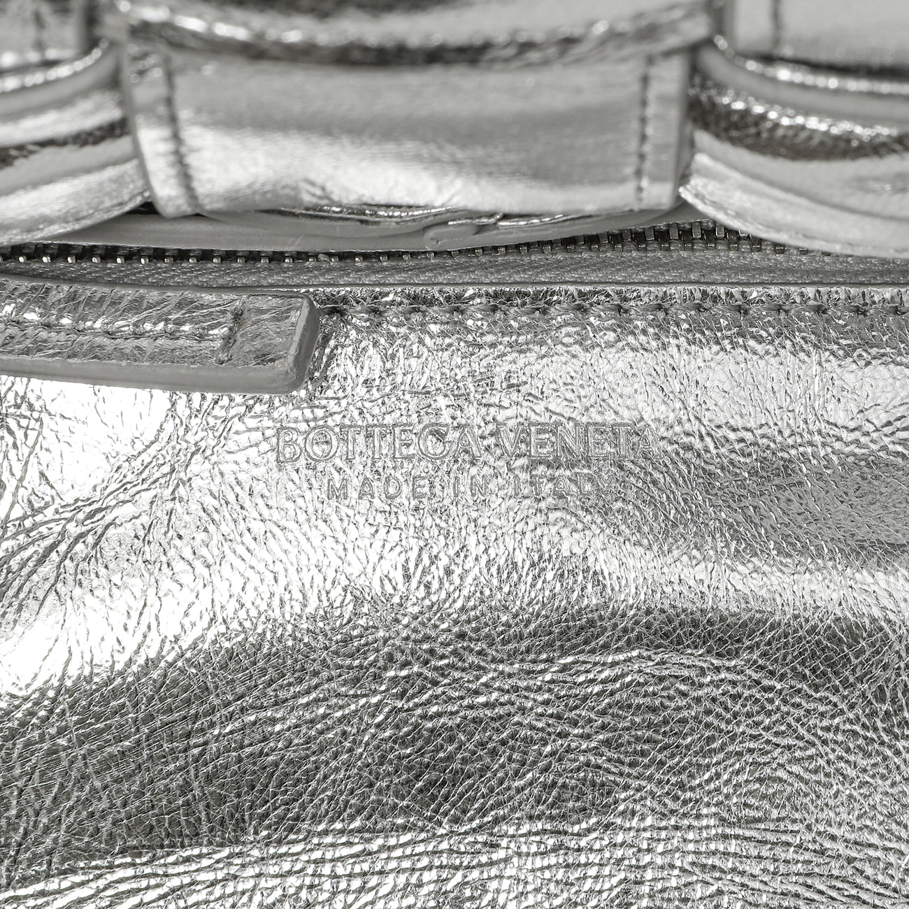 Exclusive Bottega Veneta Metallic Silver Calfskin Intreccio Plisse Small Cassette Crossbody Bag — Alternate View 8