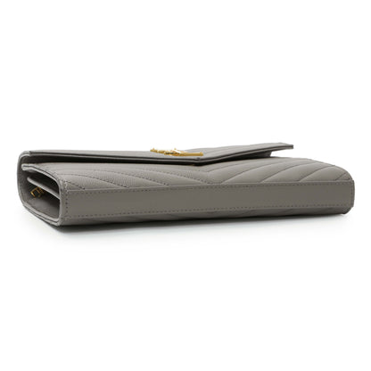 Exclusive Saint Laurent Grey Grain De Poudre Matelasse Chevron Monogram Chain Wallet — Back View