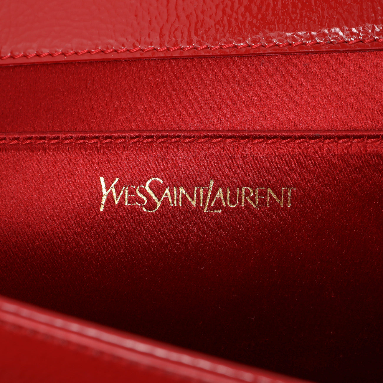 Exclusive Saint Laurent Red Textured Patent Monogram Large Belle De Jour Clutch — Alternate View 11