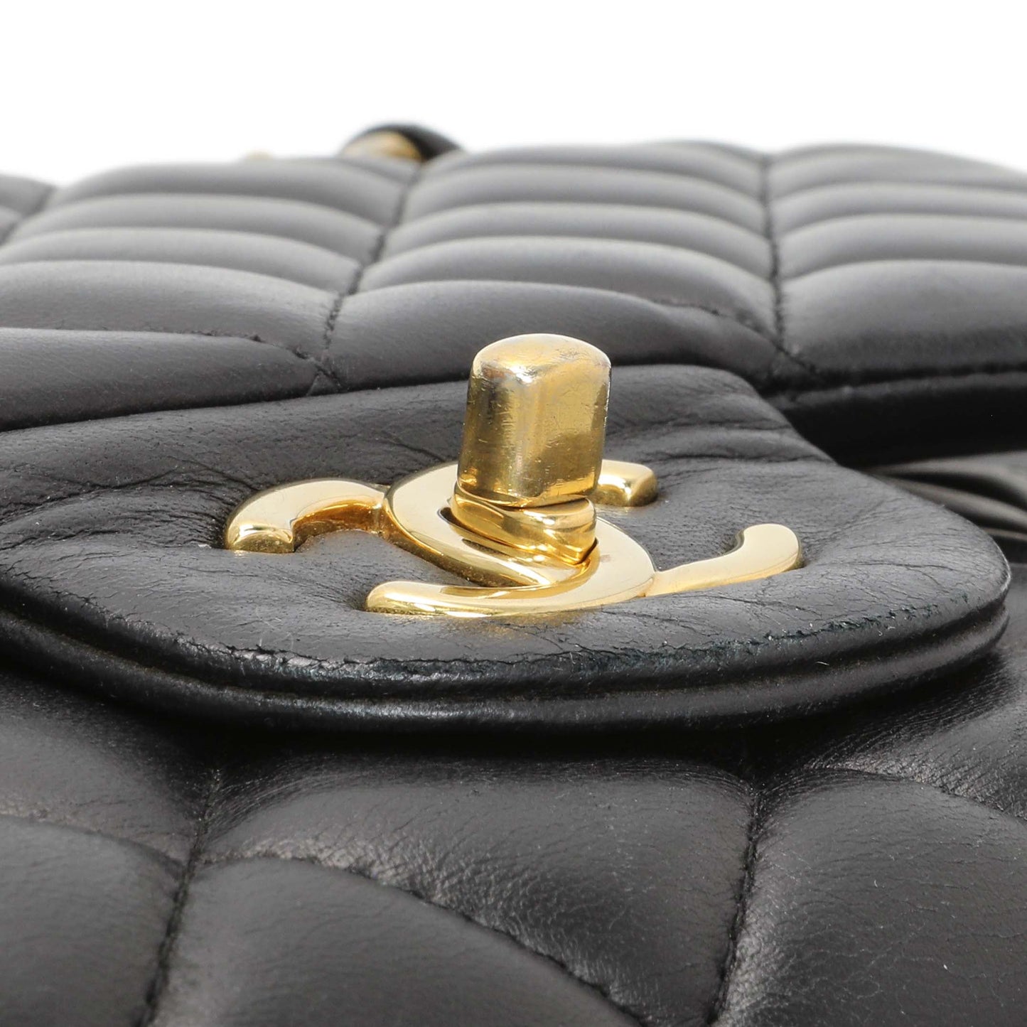 Exclusive Chanel Black Lambskin Quilted Jumbo Double Flap — Alternate View 13
