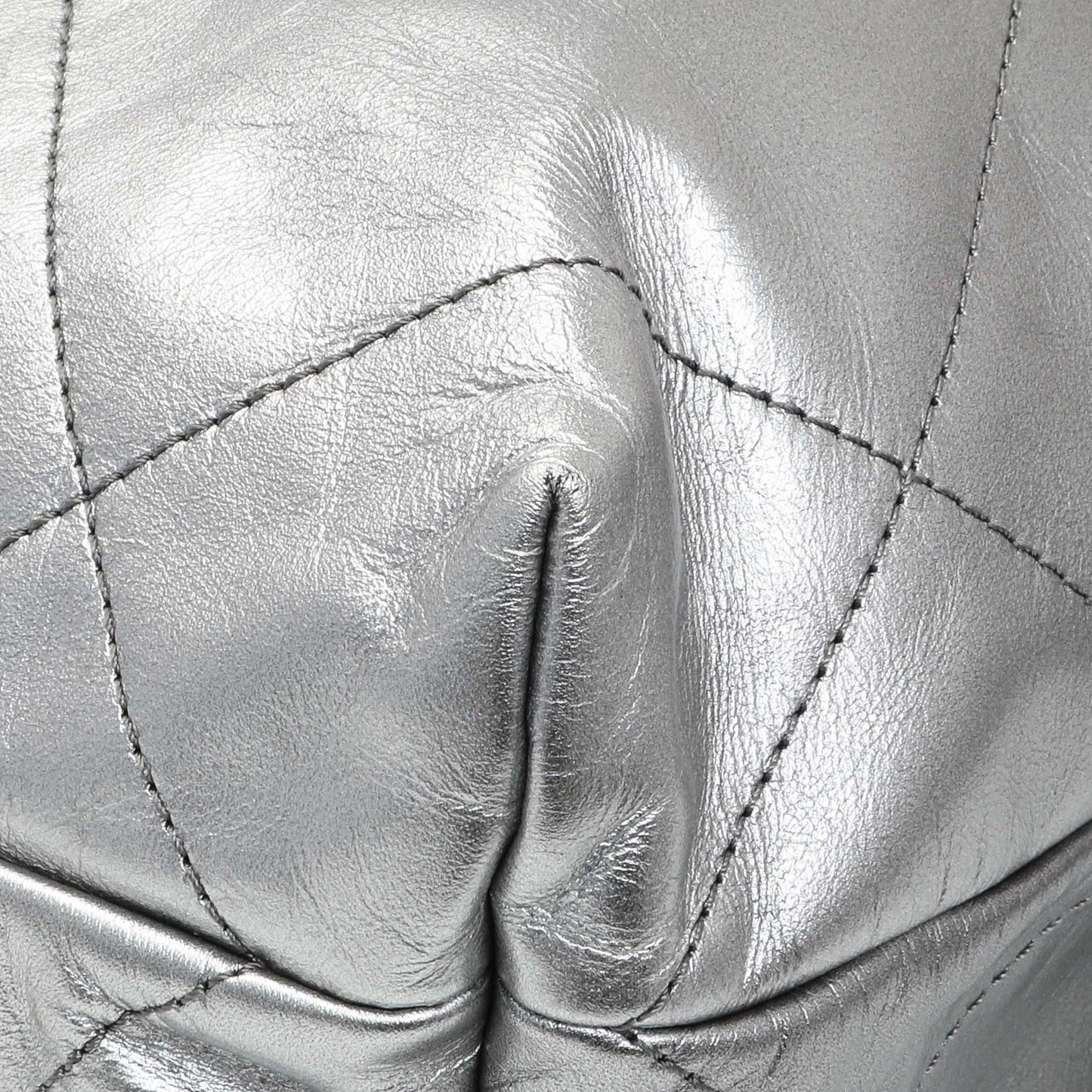 Exclusive Chanel Black Silver Metallic Shaded Quilted Shiny Calfskin Small Chanel 22 — Detail View