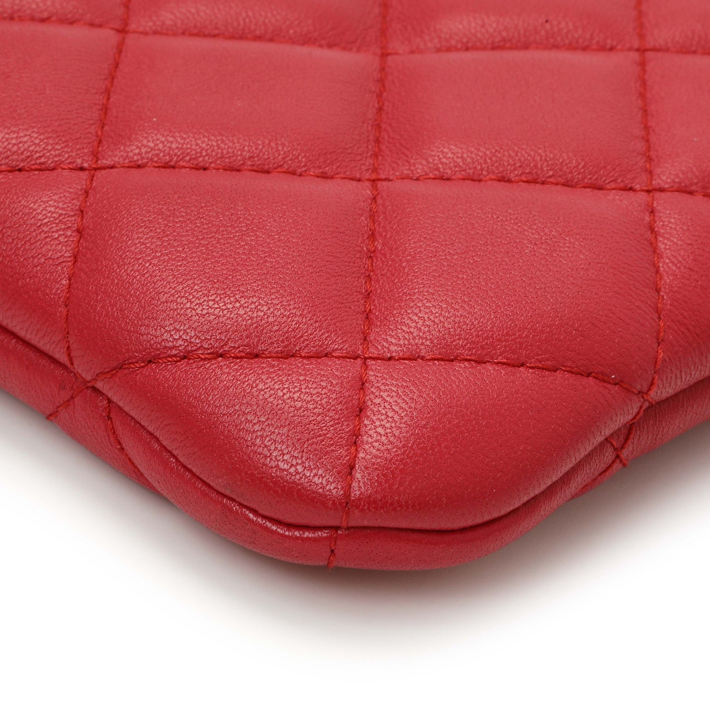 Exclusive Chanel Pink Quilted Lambskin Medium Cosmetic Case — Alternate View 7