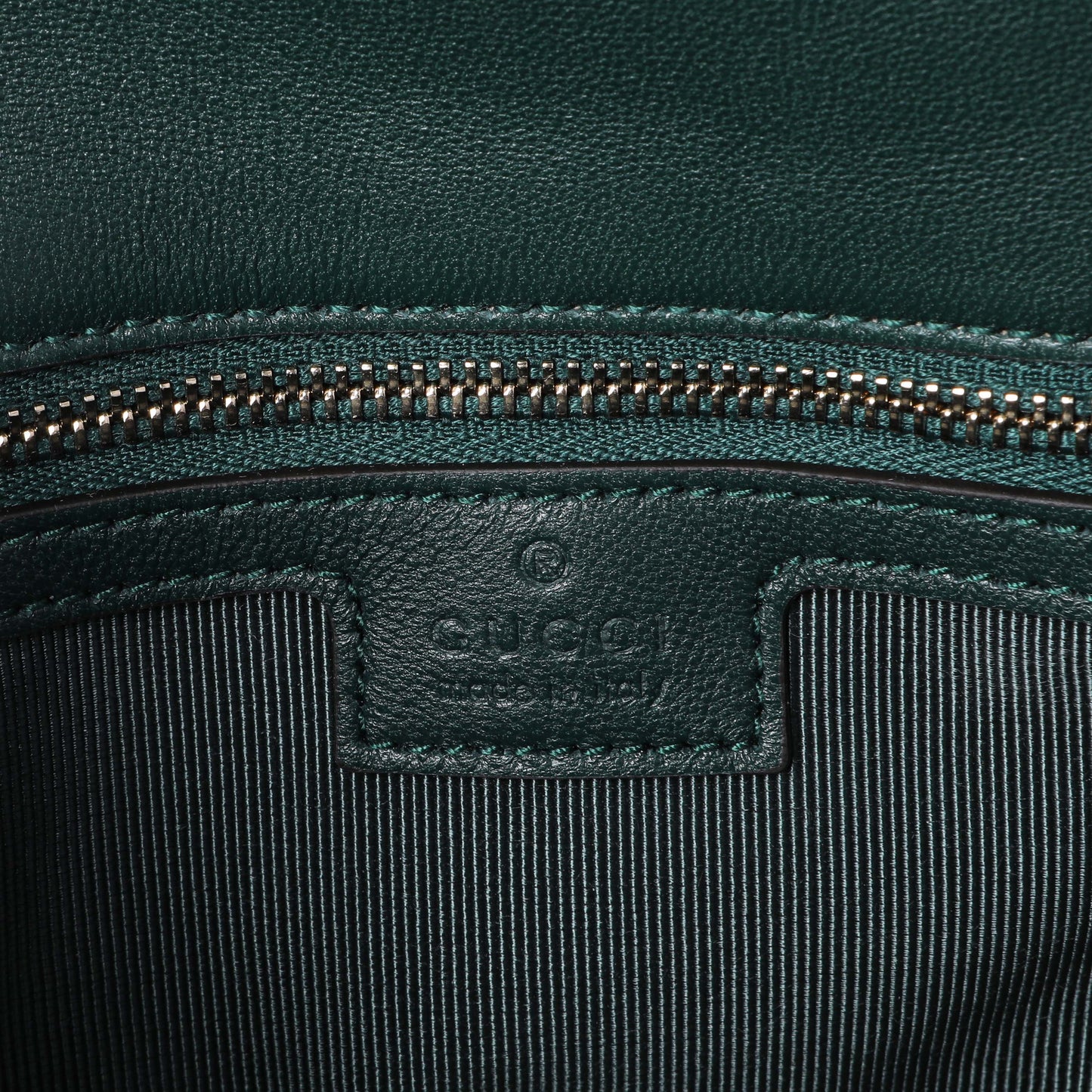 Exclusive Gucci Green Lambskin Matelasse Medium GG Marmont Shoulder Bag NM — Detail View
