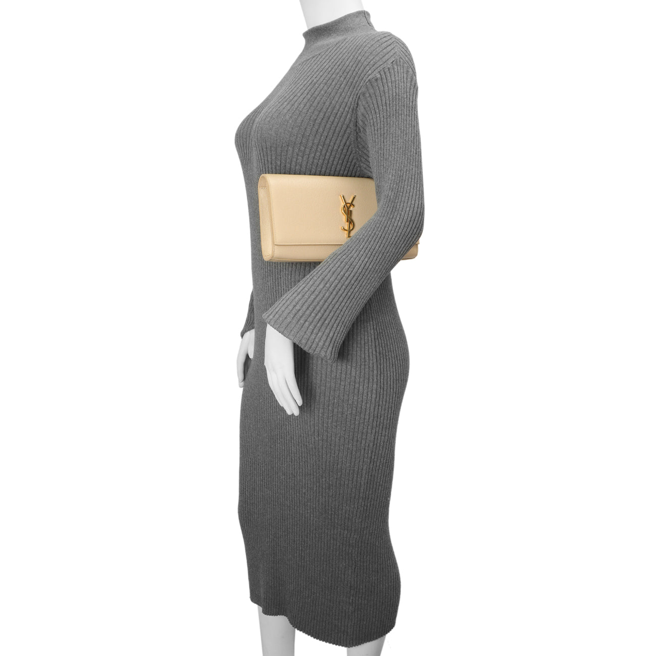 Exclusive Saint Laurent Beige Grain De Poudre Monogram Cassandre Clutch — Alternate View 11