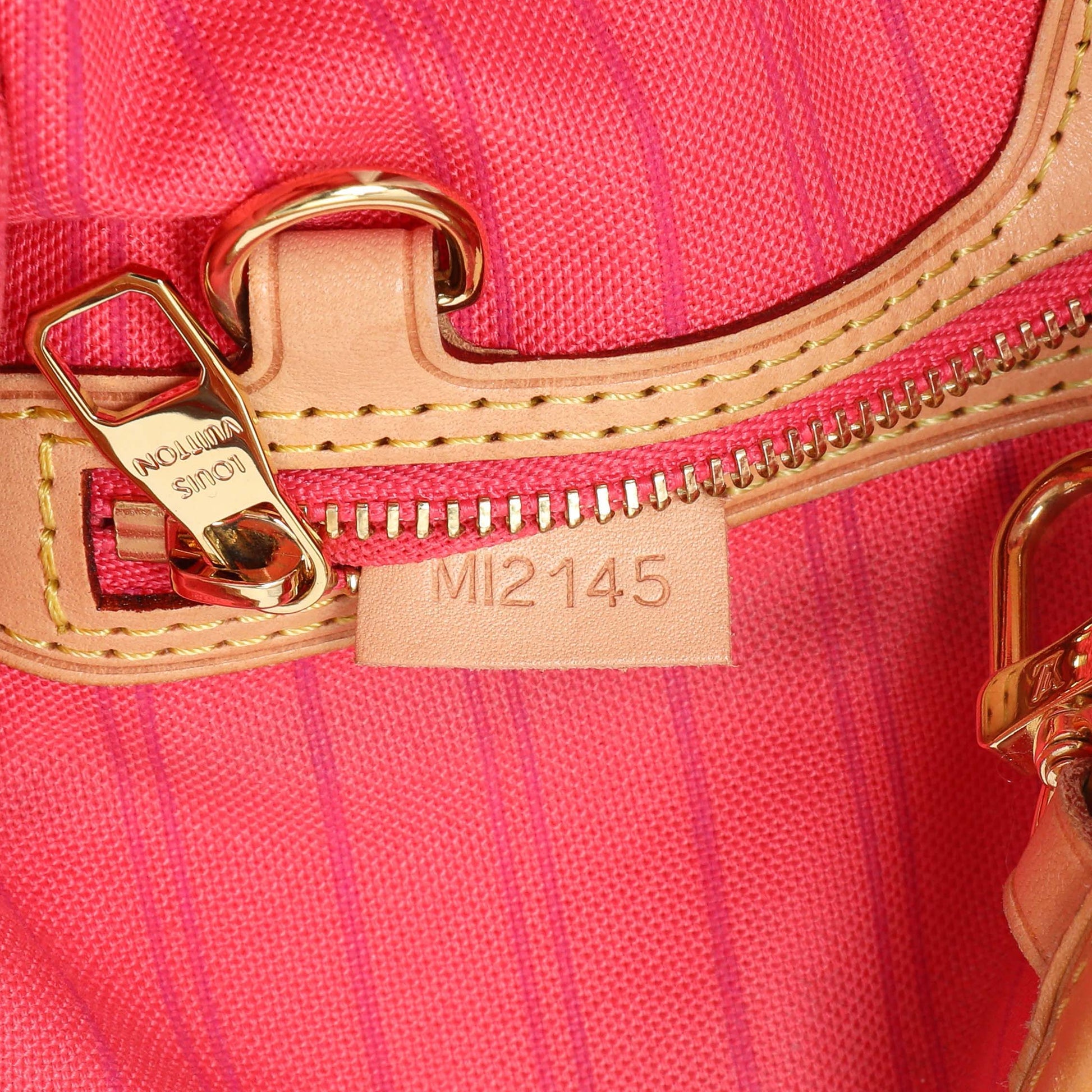 Exclusive Louis Vuitton Damier Azur Delightful PM — Alternate View 10