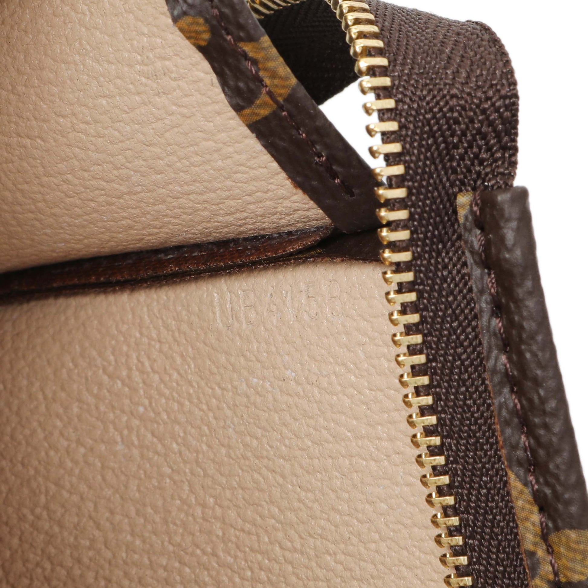 Exclusive Louis Vuitton Monogram Toiletry Pouch 19 — Lifestyle View