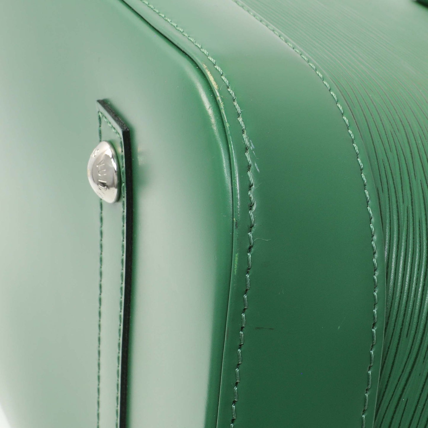 Exclusive Louis Vuitton Green Epi Alma GM — Alternate View 7