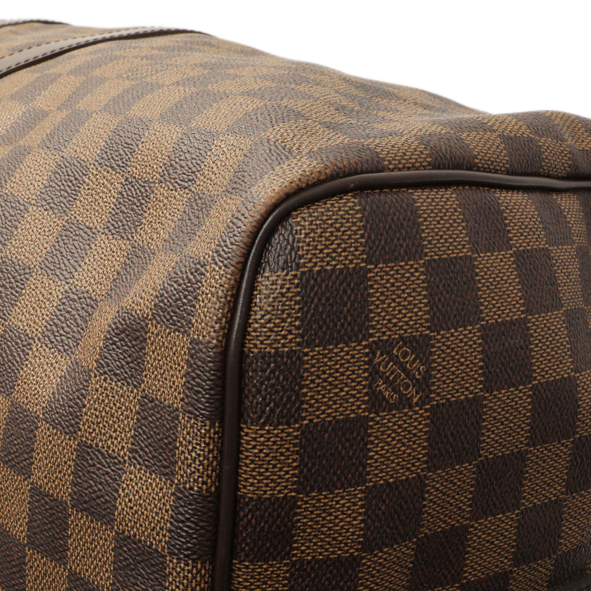Exclusive Louis Vuitton Damier Ebene Keepall Bandouliere 55 — Detail View