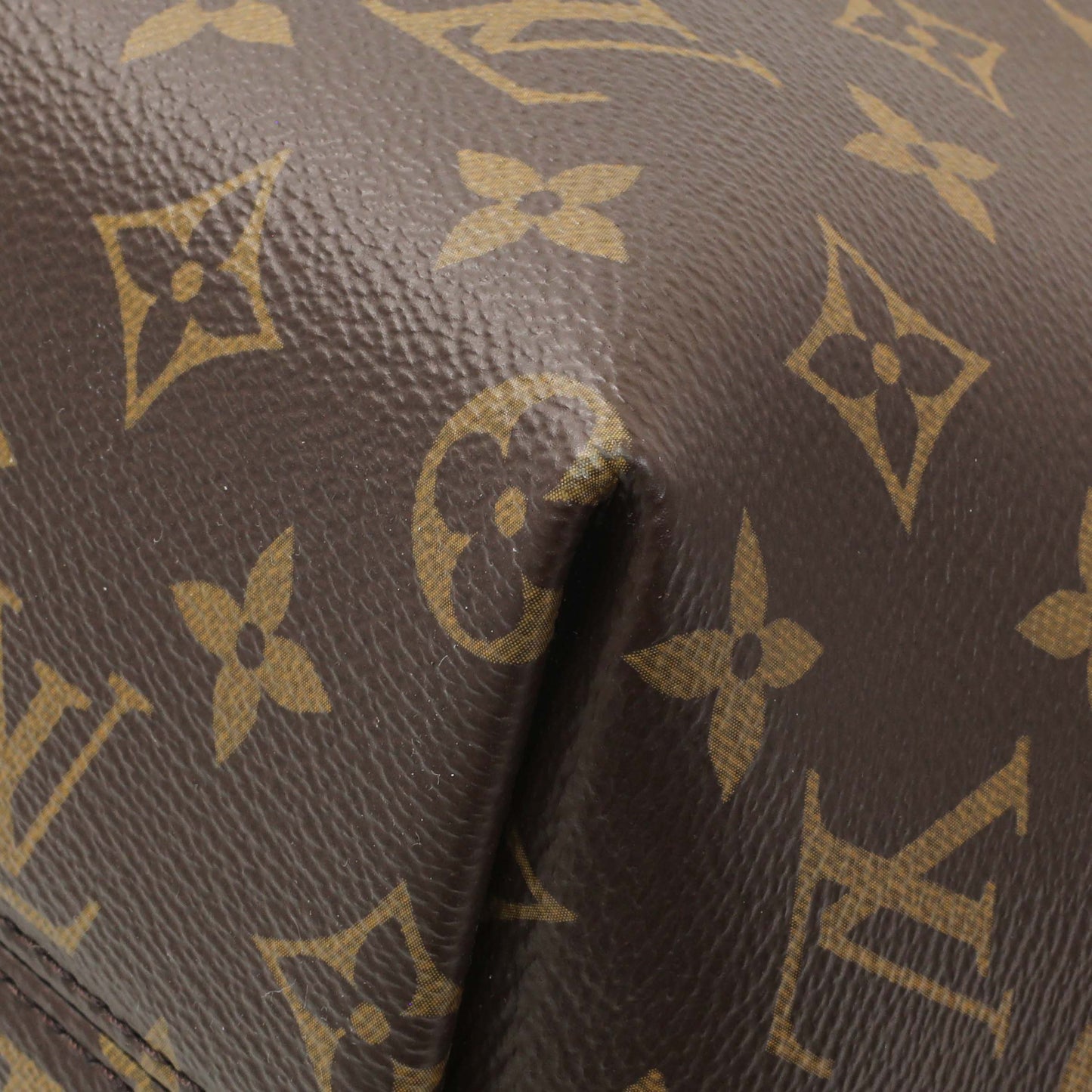Exclusive Louis Vuitton Monogram Boetie PM NM — Detail View