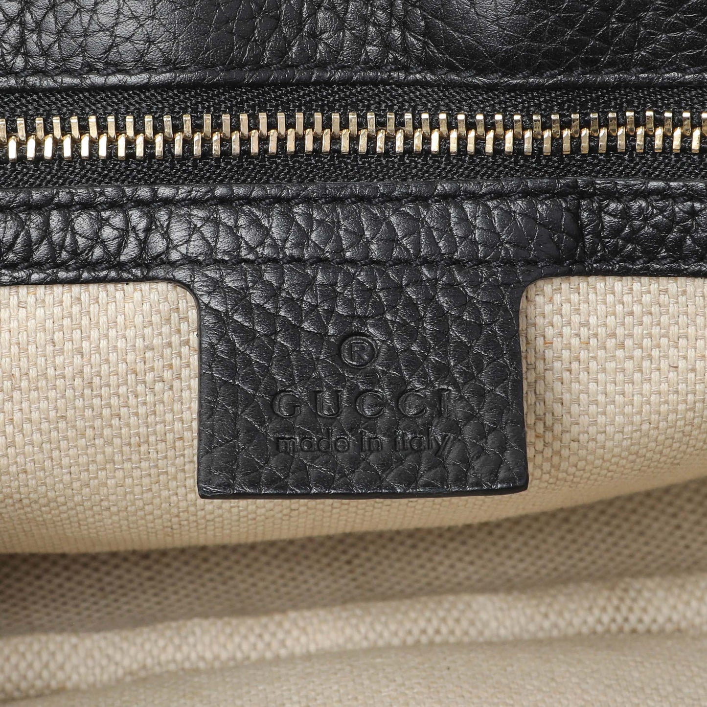Exclusive Gucci Black Pebbled Calfskin Medium Soho Flap Crossbody — Detail View