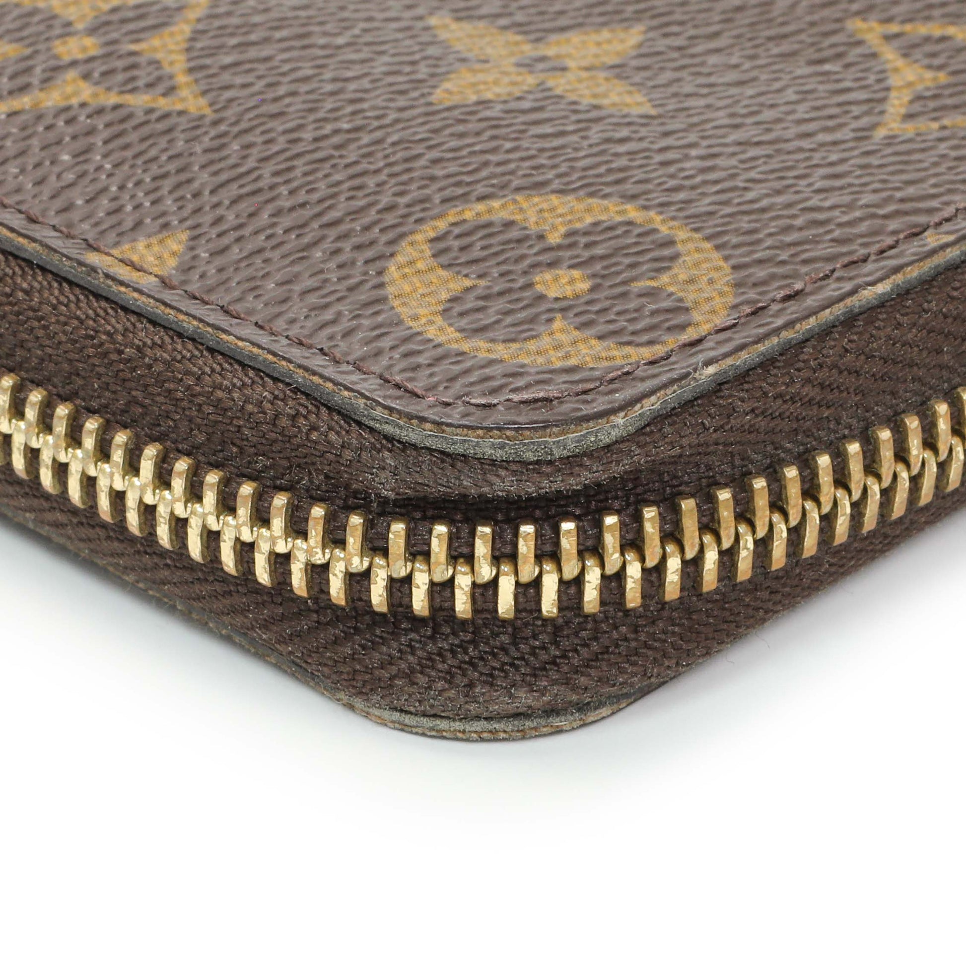 Exclusive Louis Vuitton Monogram Clemence Wallet — Lifestyle View
