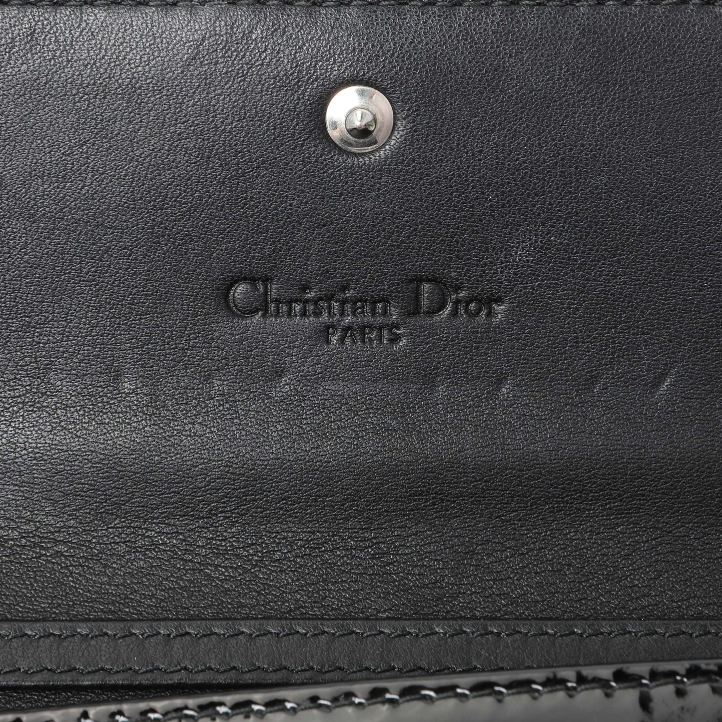 Exclusive Christian Dior Black Patent Cannage Lady Dior Rendezvous Wallet On Chain — Detail View