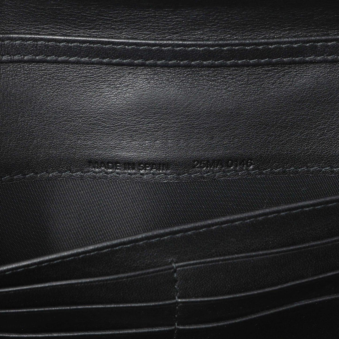 Exclusive Christian Dior Black Patent Cannage Lady Dior Rendezvous Wallet On Chain — Lifestyle View