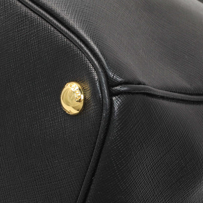 Exclusive Prada Black Saffiano Large Galleria Double Zip Tote — Detail View