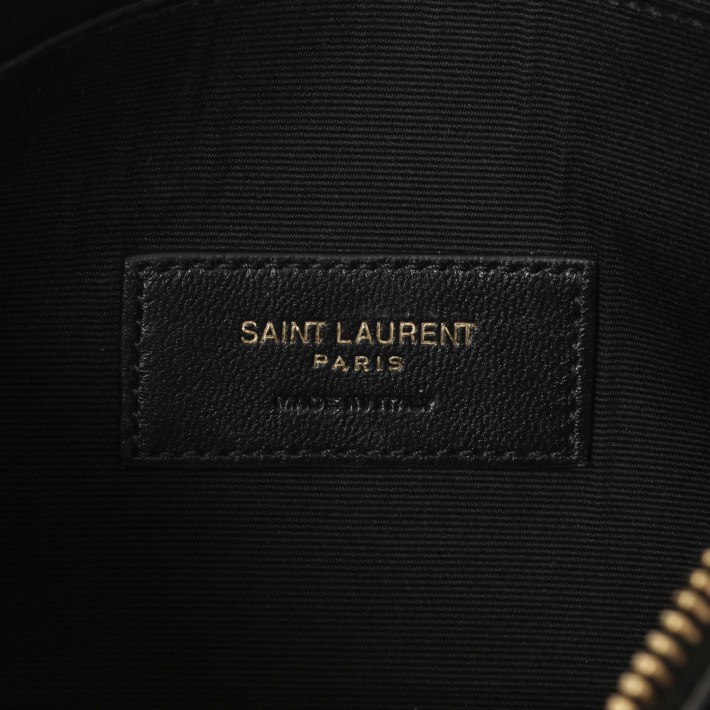 Exclusive Saint Laurent Grain De Poudre Matelasse Chevron Monogram Large Bill Pouch — Detail View