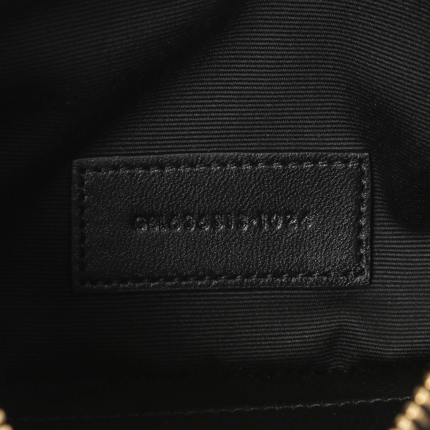 Exclusive Saint Laurent Grain De Poudre Matelasse Chevron Monogram Large Bill Pouch — Lifestyle View