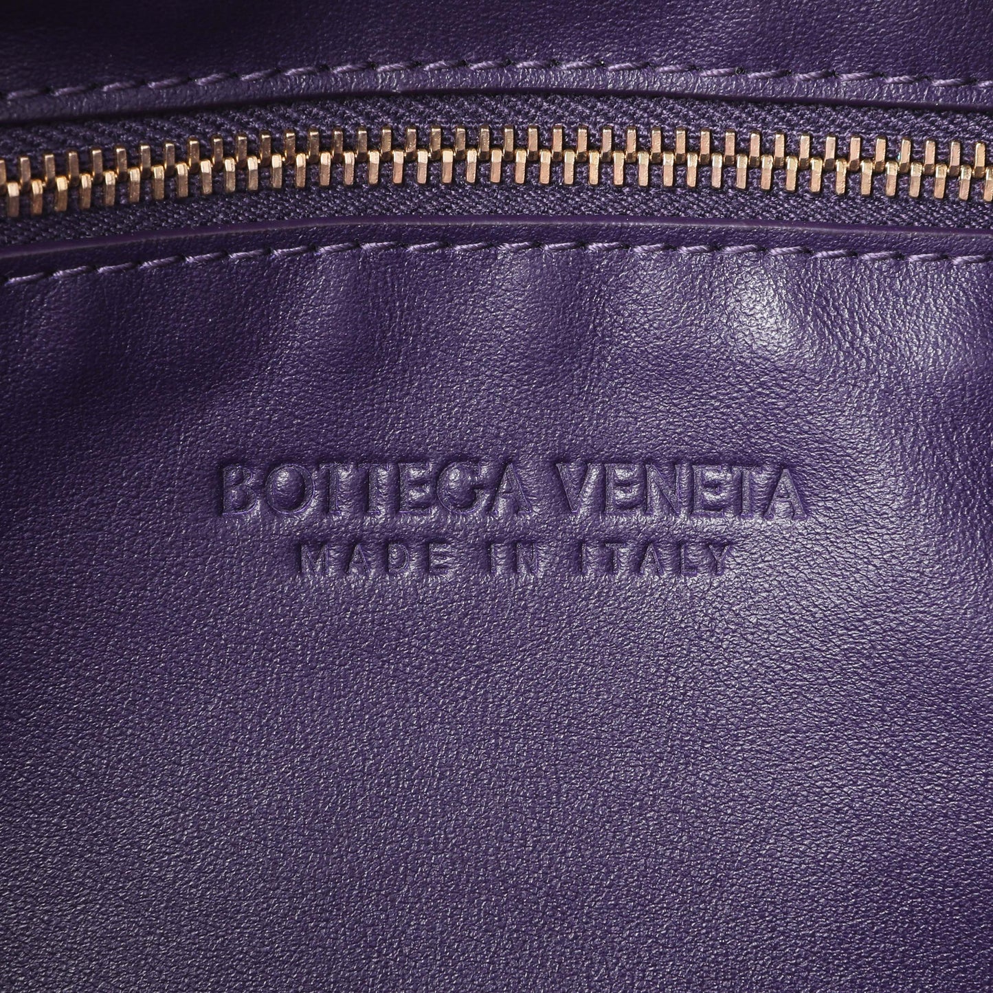 Exclusive Bottega Veneta Purple Large Jodie — Detail View