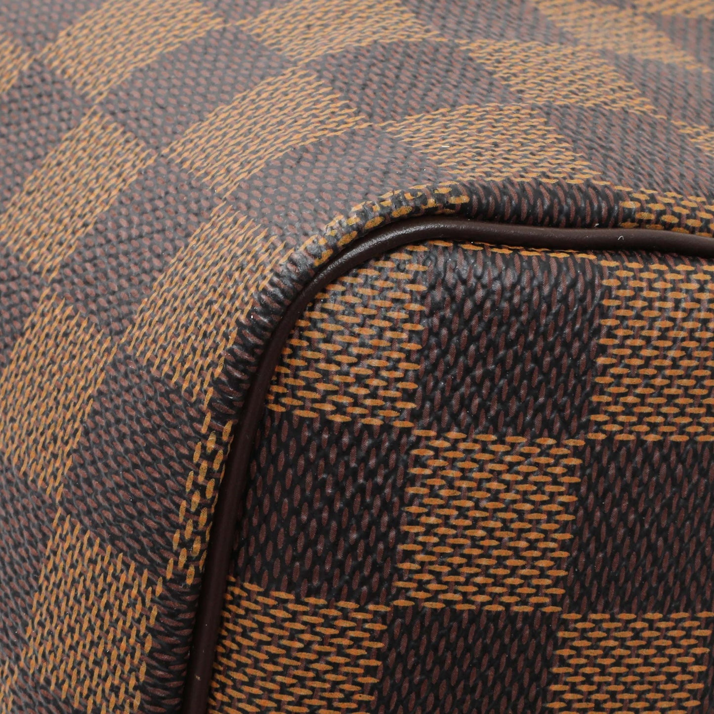 Exclusive Louis Vuitton Damier Ebene Speedy 35 — Detail View