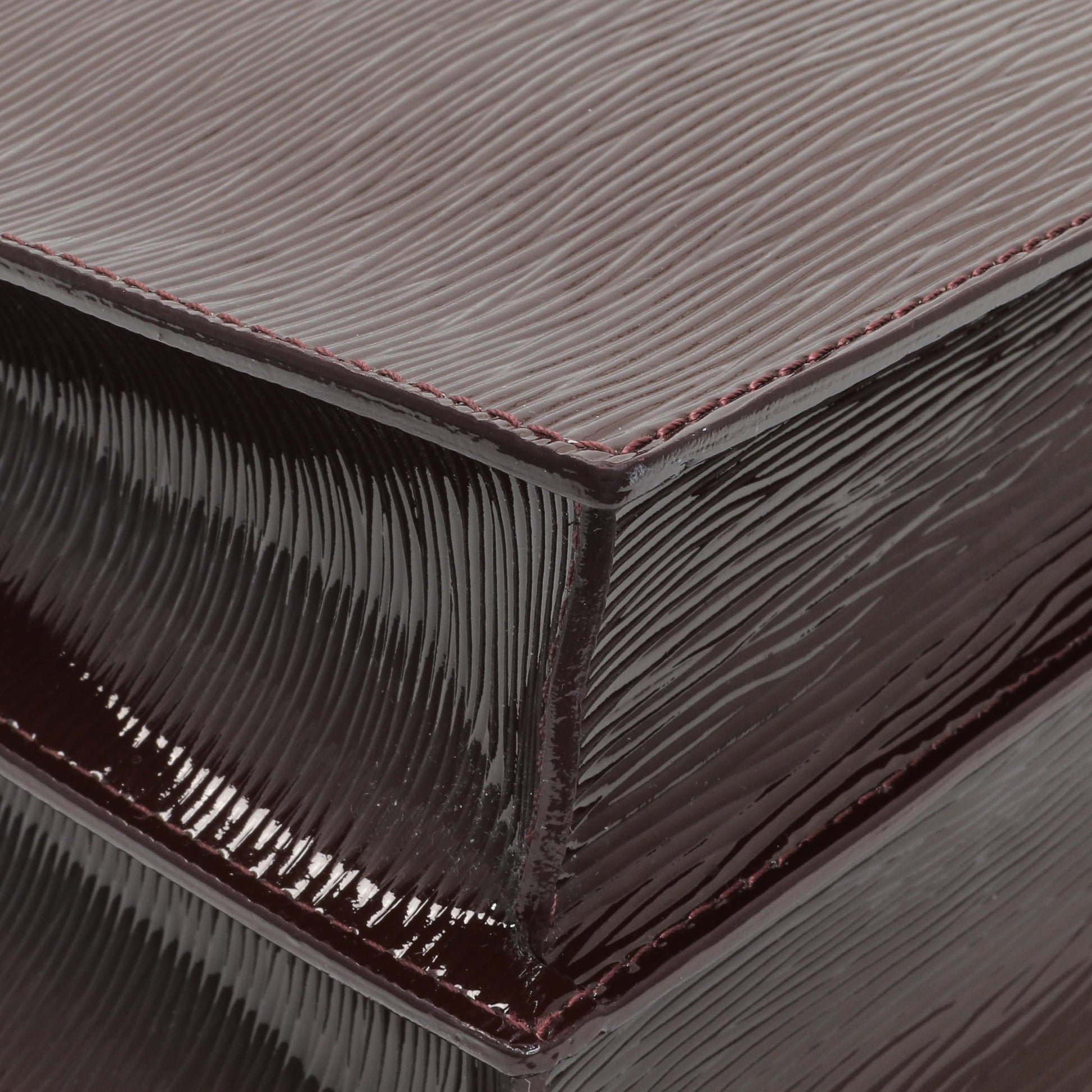 Exclusive Louis Vuitton Prune Electric Epi Sevigne GM — Detail View