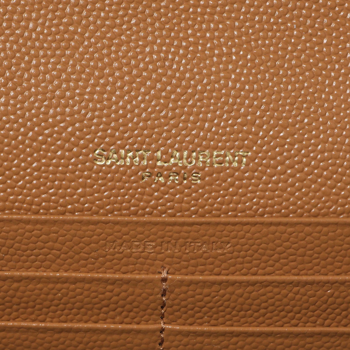 Exclusive Saint Laurent Dune Grain De Poudre Matelasse Chevron Monogram Chain Wallet — Detail View