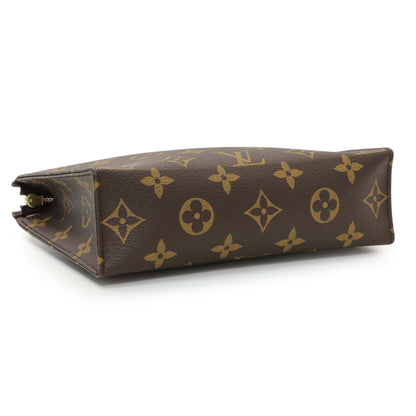 Exclusive Louis Vuitton Monogram Toiletry Pouch 19 — Back View