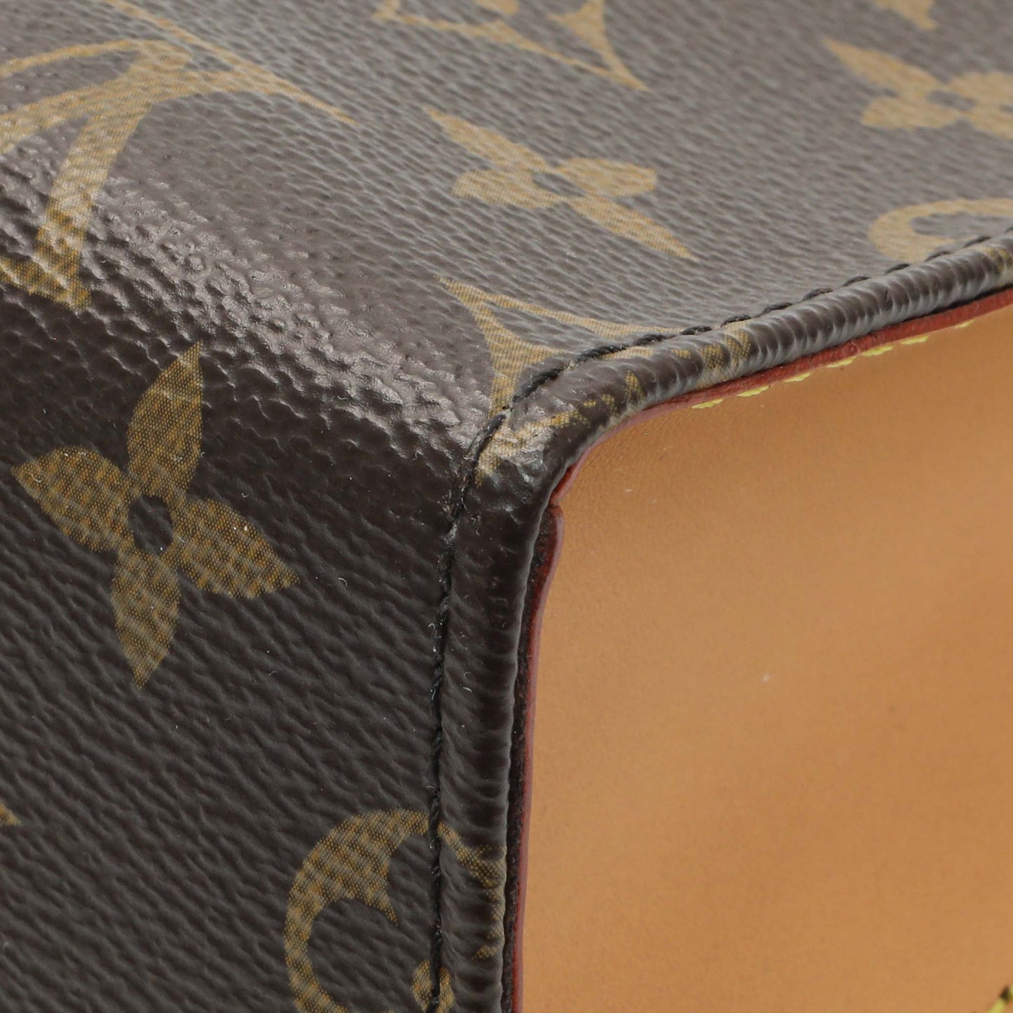 Exclusive Louis Vuitton Monogram Toiletry Pouch On Chain — Alternate View 7