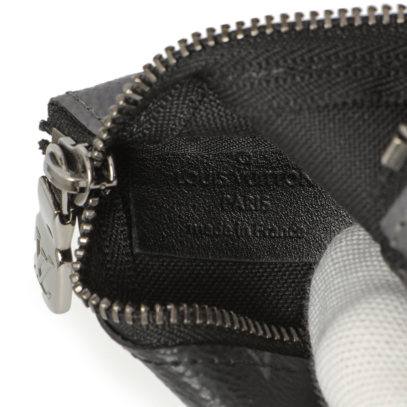 Exclusive Louis Vuitton Monogram Eclipse Reverse Trio Messenger — Alternate View 17