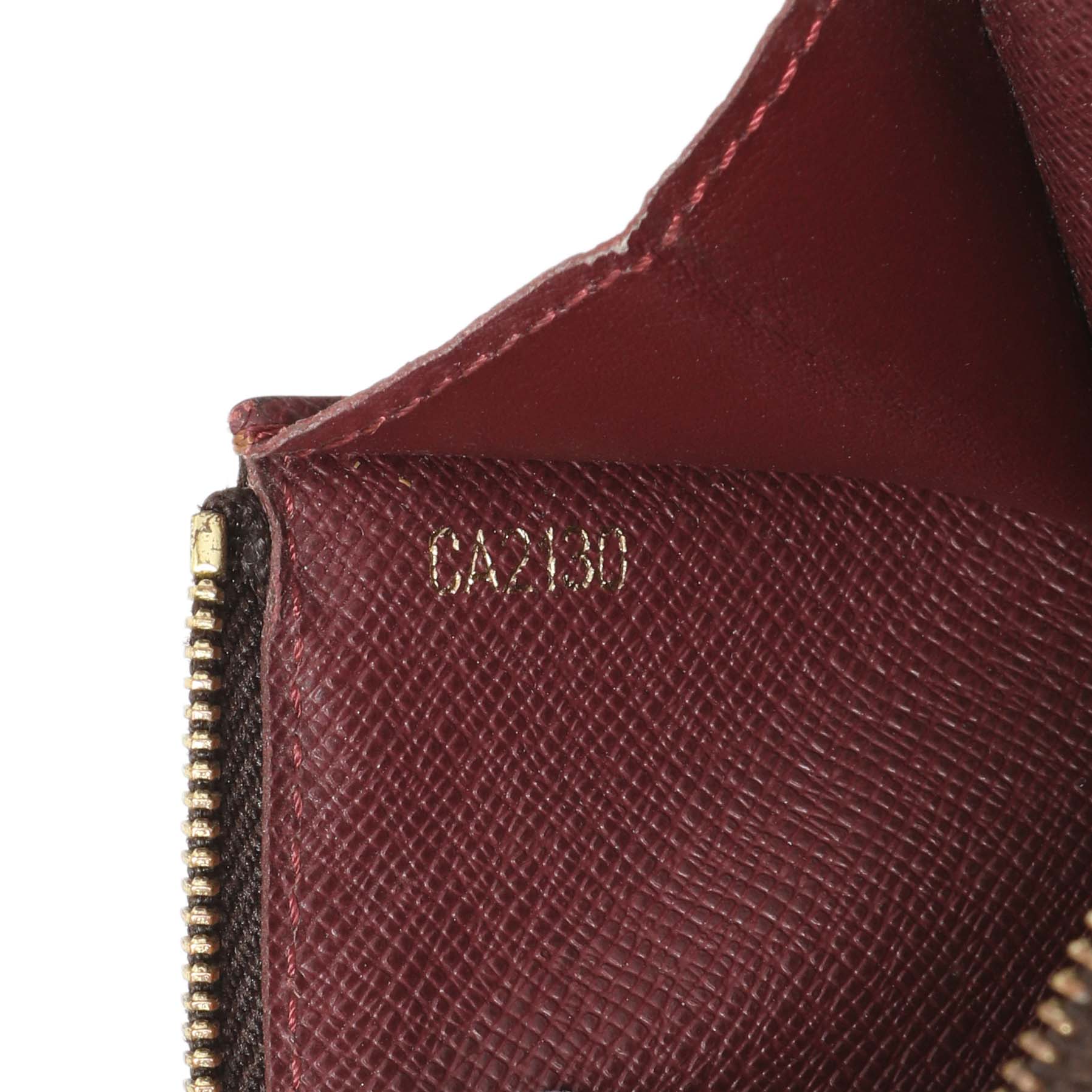 Exclusive Louis Vuitton Damier Ebene Scribe Affiche Key Pouch — Lifestyle View