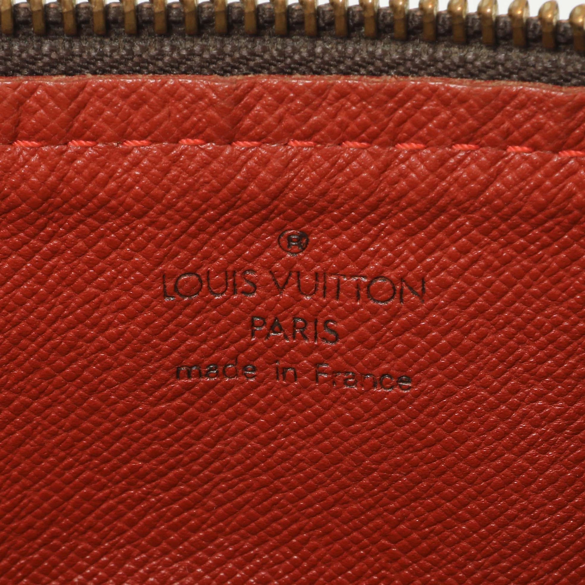 Exclusive Louis Vuitton Damier Ebene Papillon 30 — Alternate View 9