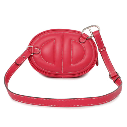 Exclusive Hermes Framboise/Sesame Swift In-The-Loop Belt Bag — Side View