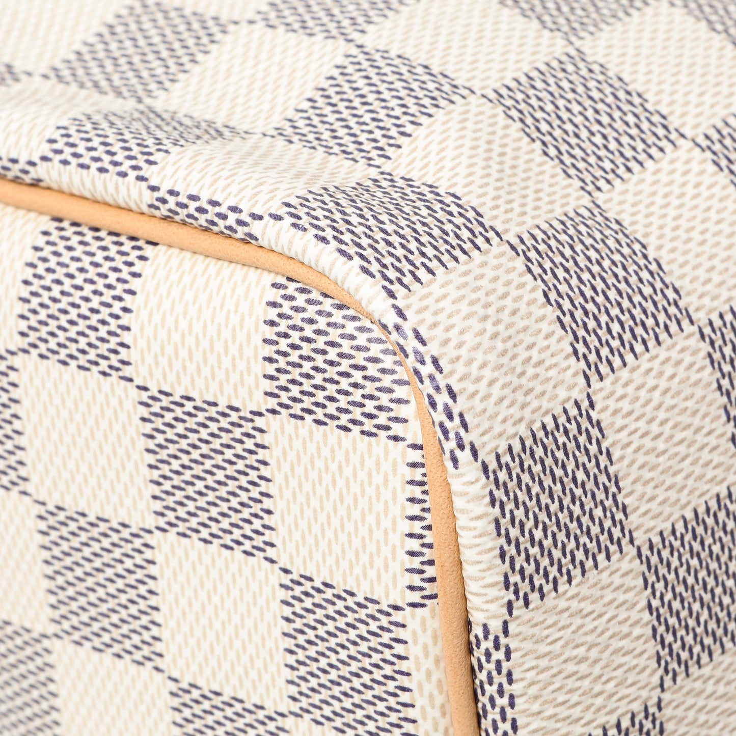 Exclusive Louis Vuitton Damier Azur Speedy 25 — Top View