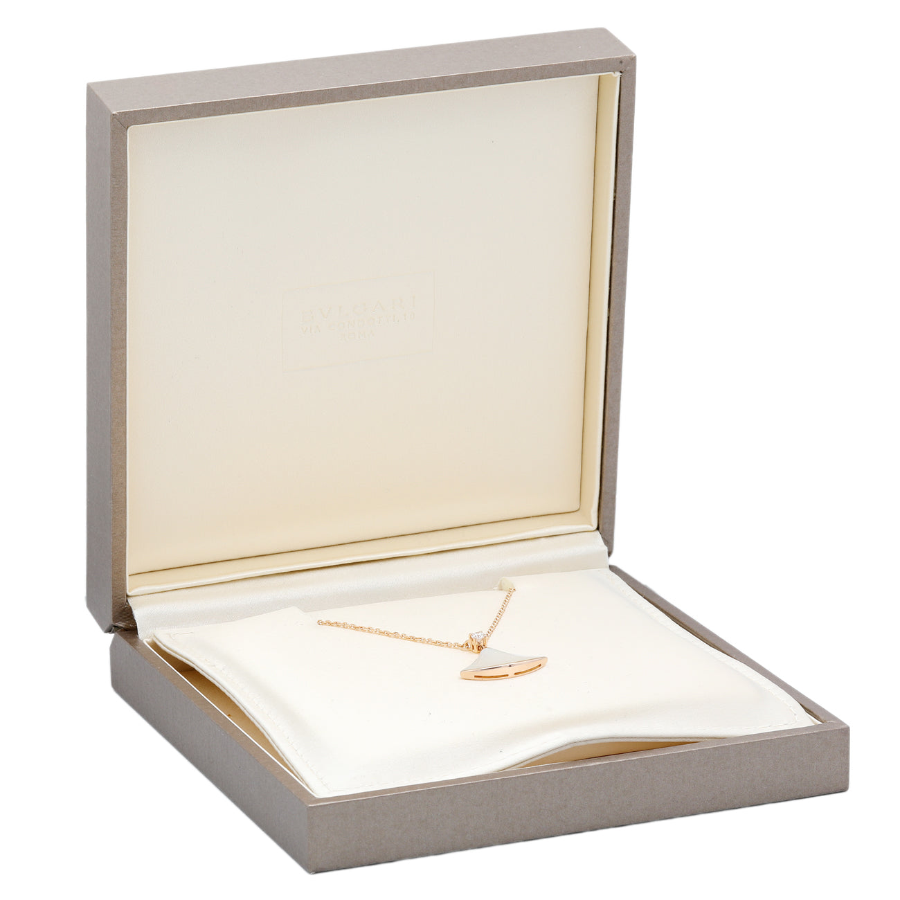 Exclusive Bulgari 18K Rose Gold Mother of Pearl Diamond Divas’ Dream Necklace — Detail View