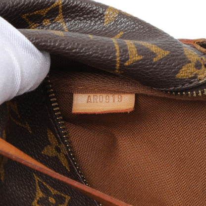 Exclusive Louis Vuitton Monogram Pochette Accessories — Alternate View 10