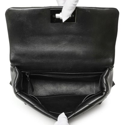 Exclusive Valentino Black Nappa Monochrome Medium Roman Stud Shoulder Bag — Alternate View 8