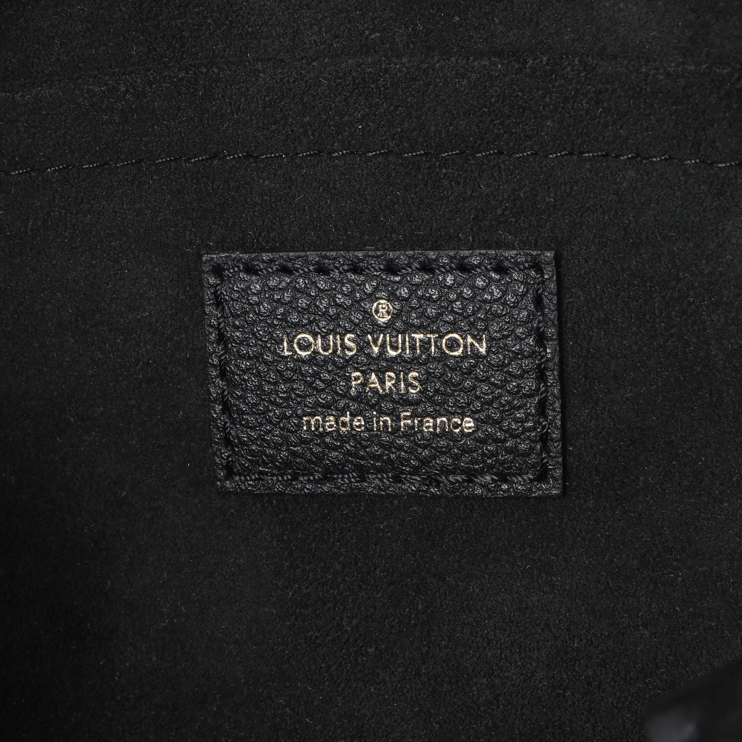 Exclusive Louis Vuitton Black Empreinte Monogram Giant Speedy Bandouliere 20 — Detail View