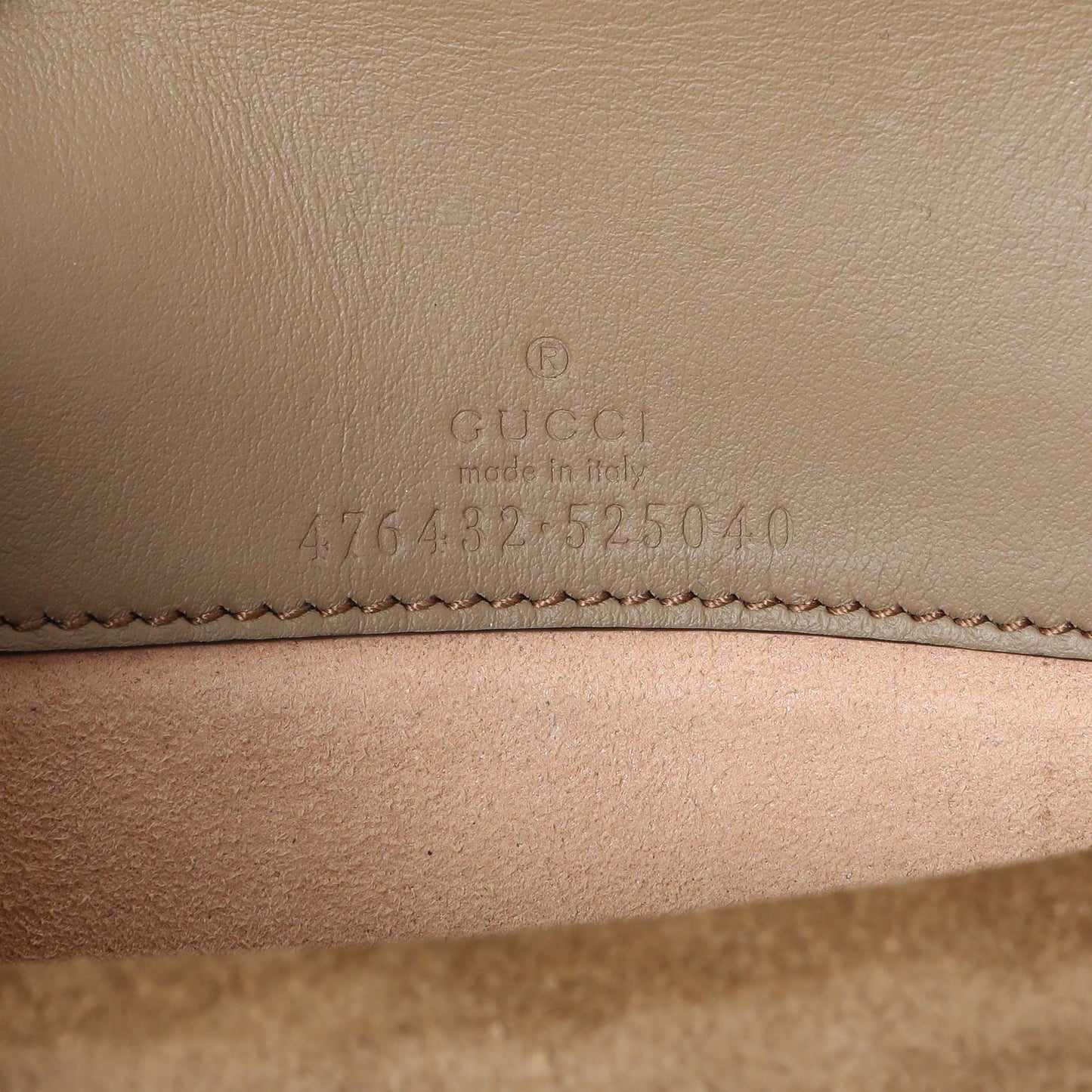 Exclusive Gucci GG Supreme Monogram Super Mini Dionysus — Detail View