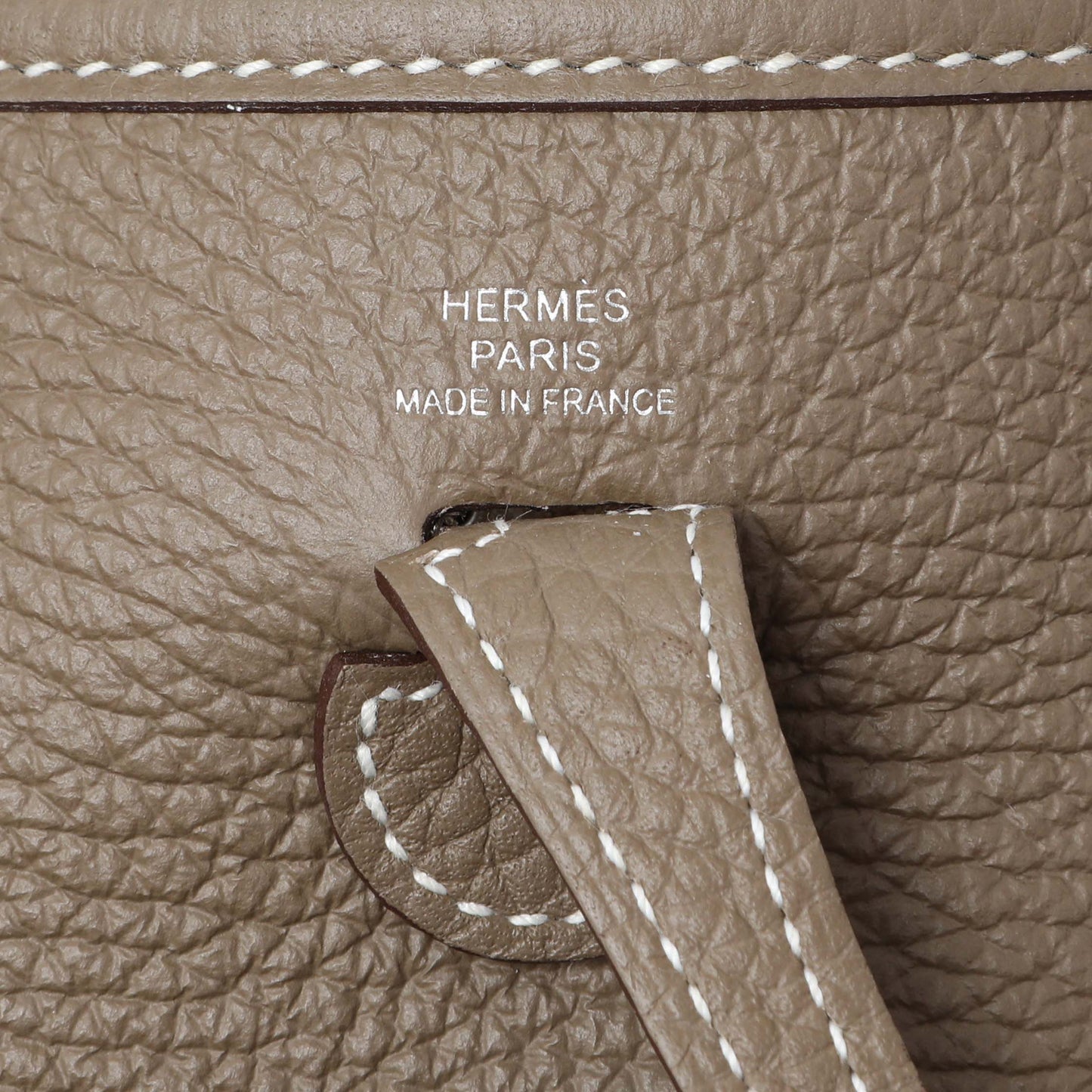 Exclusive Hermes Etoupe Clemence Amazone Evelyne TPM — Detail View