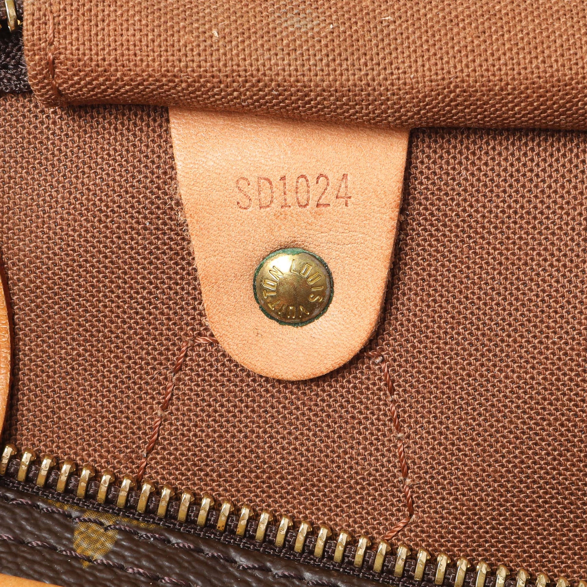 Exclusive Louis Vuitton Monogram Speedy 30 — Alternate View 10