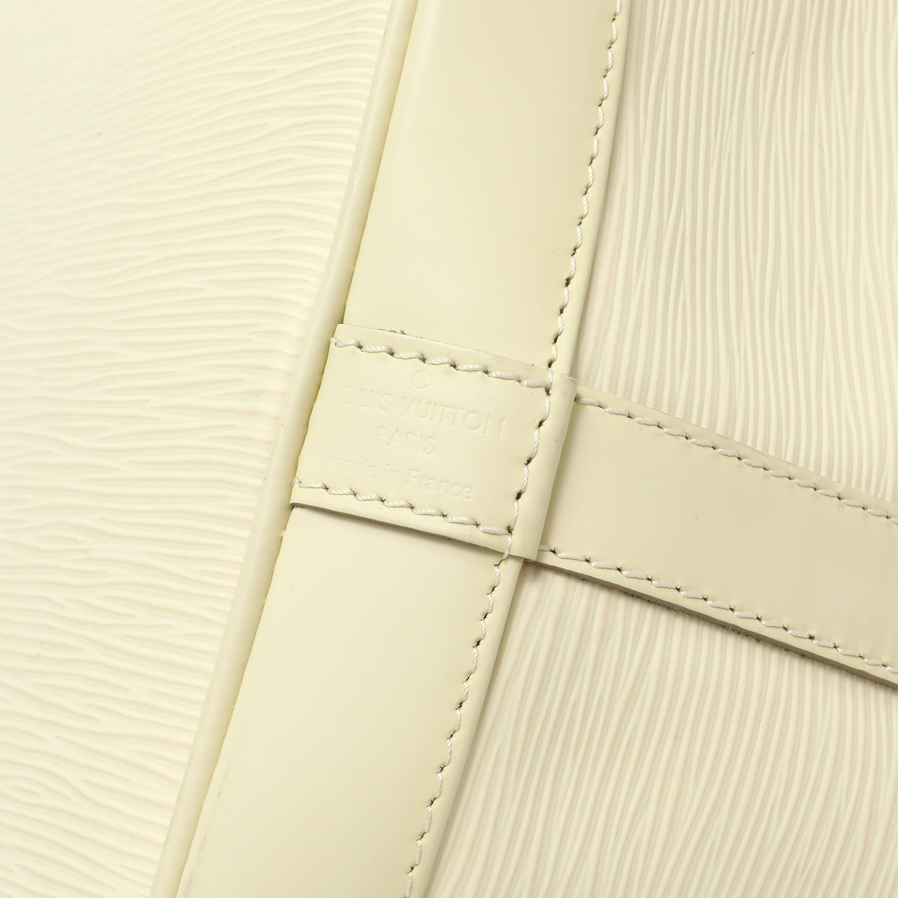 Exclusive Louis Vuitton Ivory Epi Petit Noe NM — Alternate View 9