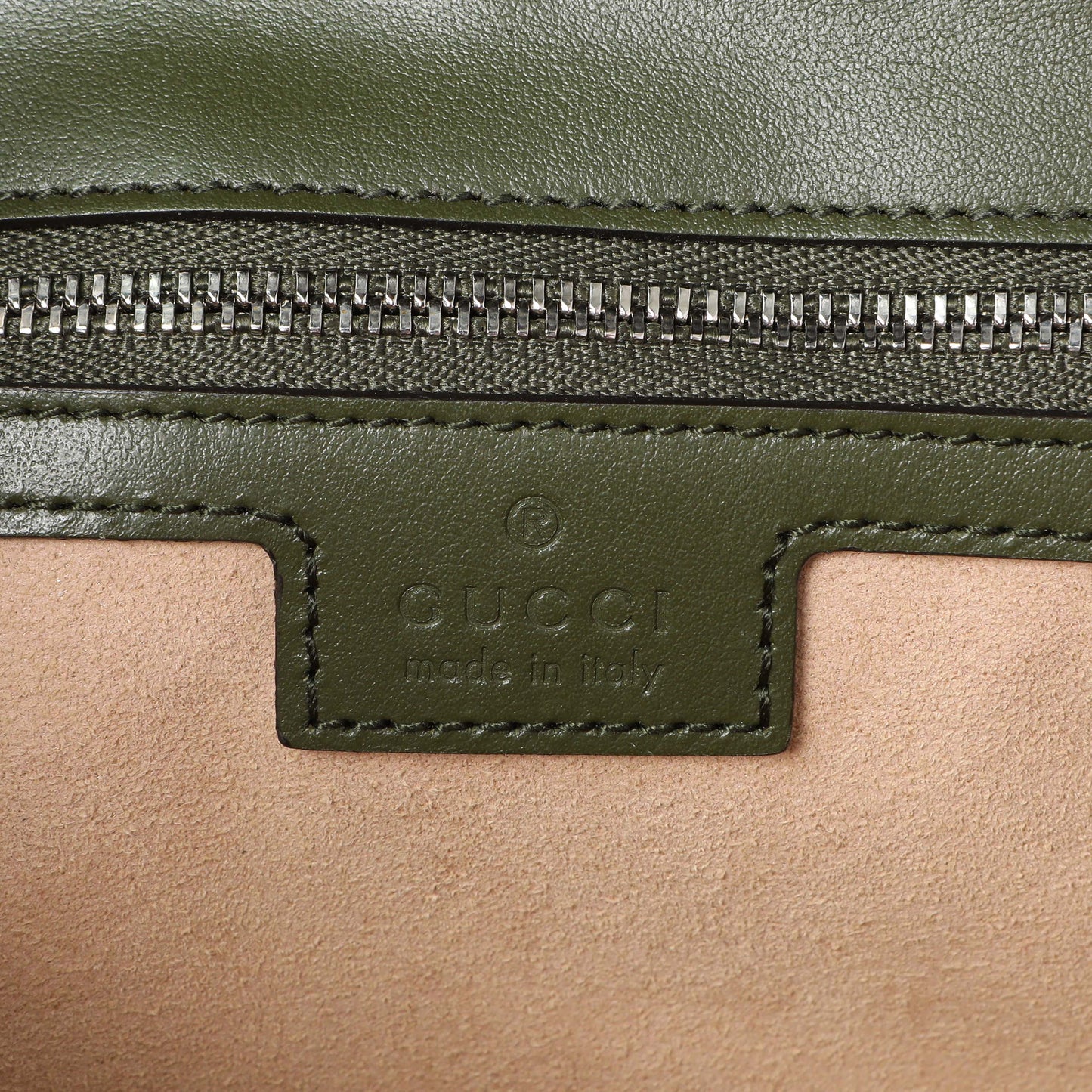 Exclusive Gucci Green Calfskin Matelasse Aria Small GG Marmont Shoulder Bag — Alternate View 9