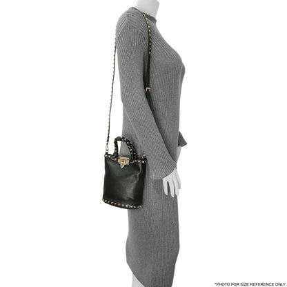 Exclusive Valentino Black Pebbled Calfskin Rockstud Crossbody Pouch — Alternate View 7