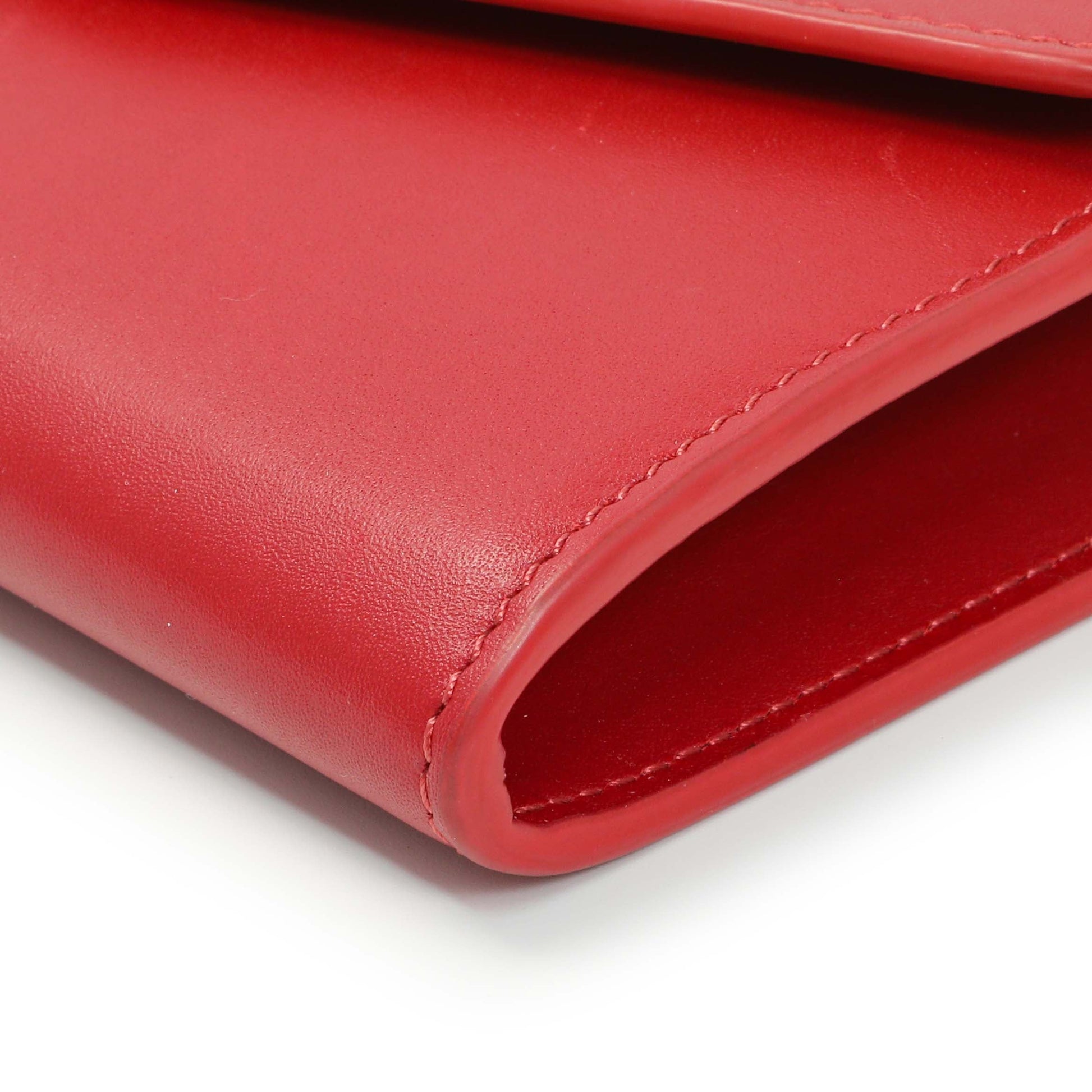 Exclusive Celine Red Calfskin C Wallet on Chain — Detail View