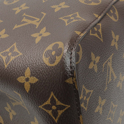 Exclusive Louis Vuitton Monogram Neonoe MM — Lifestyle View