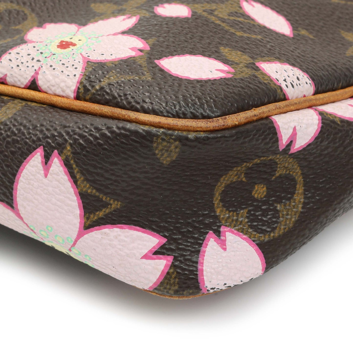 Exclusive Louis Vuitton Monogram Cherry Blossom Pochette Accessories — Detail View