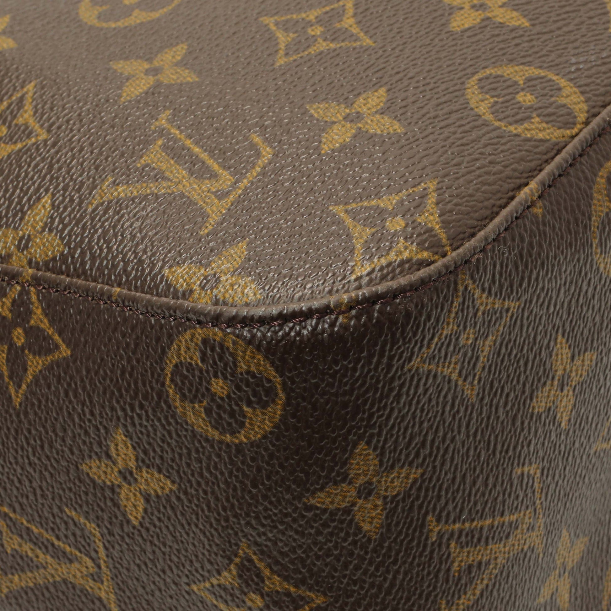 Exclusive Louis Vuitton Monogram Looping GM — Top View