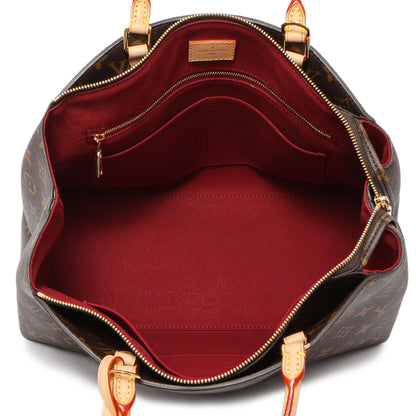Exclusive Louis Vuitton Monogram Grand Palais — Top View