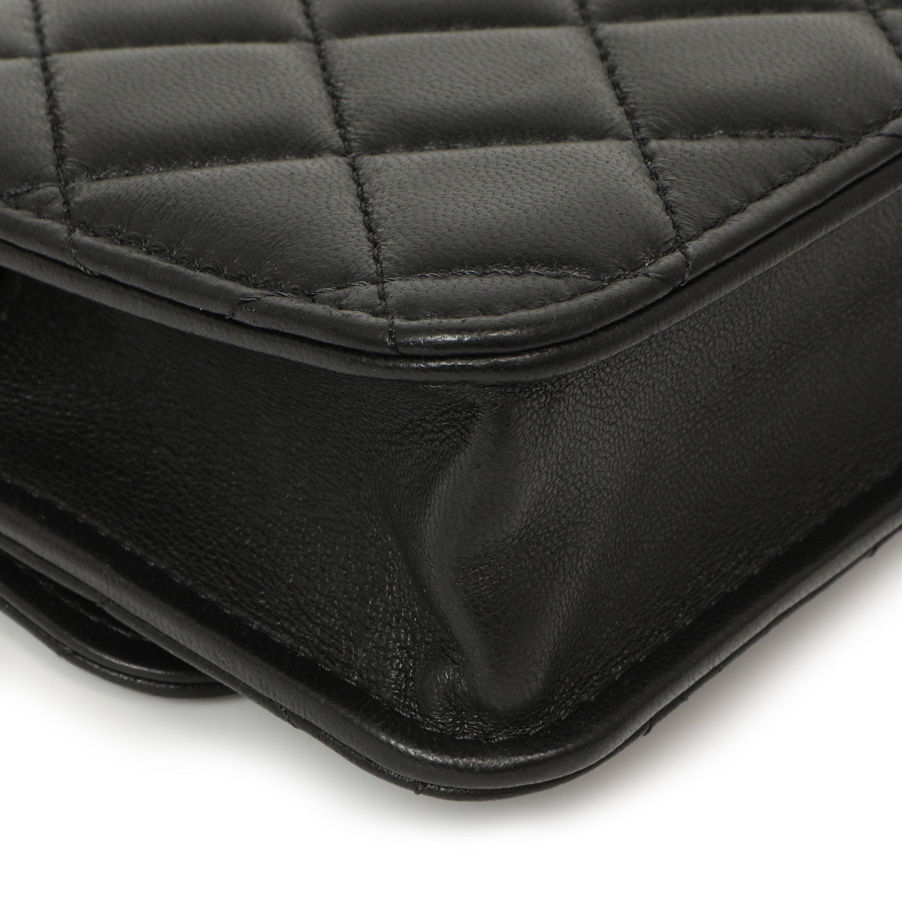 Exclusive Chanel Black Quilted Lambskin Pearl Crush Clutch with Chain — Alternate View 7