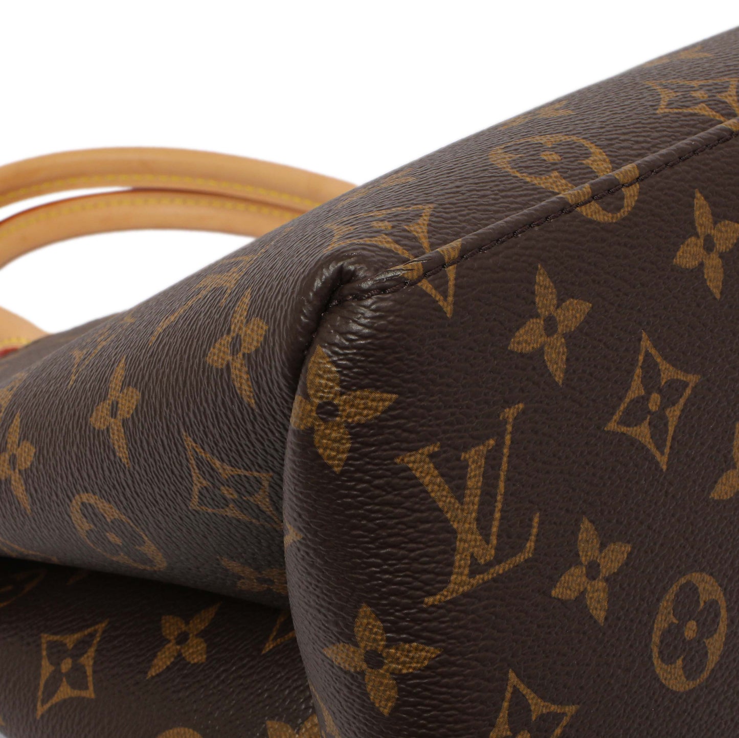Exclusive Louis Vuitton Monogram Grand Palais — Lifestyle View